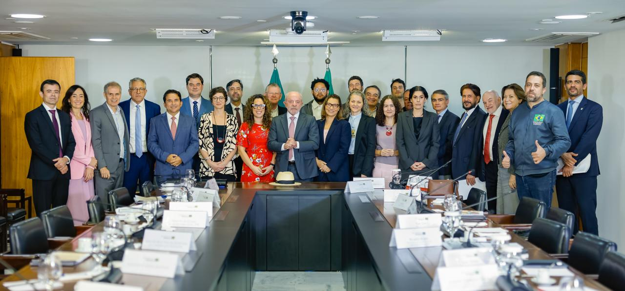 CONIC participa de encontro com Presidente da República sobre impactos das bets: pelo cuidado das famílias brasileiras